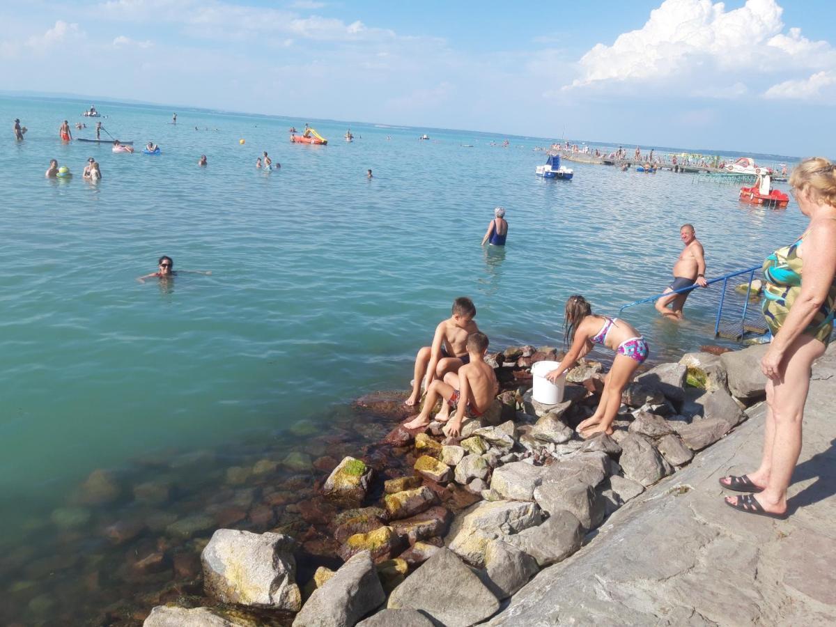 Kr Apartman Siófok Exteriér fotografie